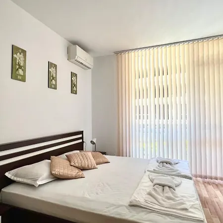 Apartment Bratanov Gerber 4 Slantschew brjag